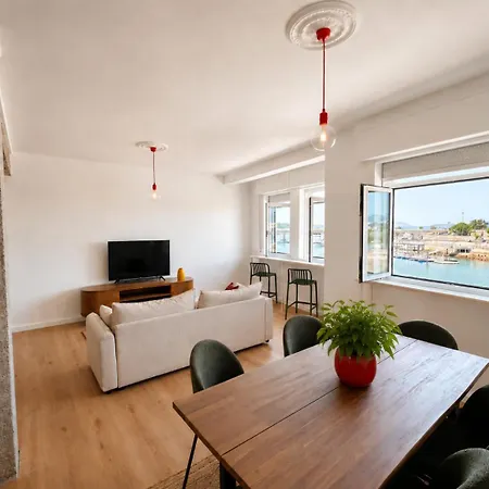 Precioso Piso Con Vistas Al Mar En Bouzas Apartman