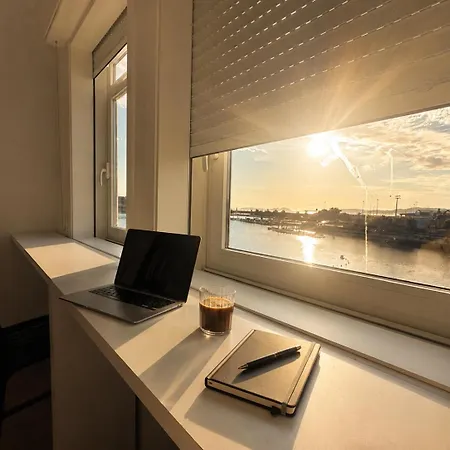 Precioso Piso Con Vistas Al Mar En Bouzas Apartman *